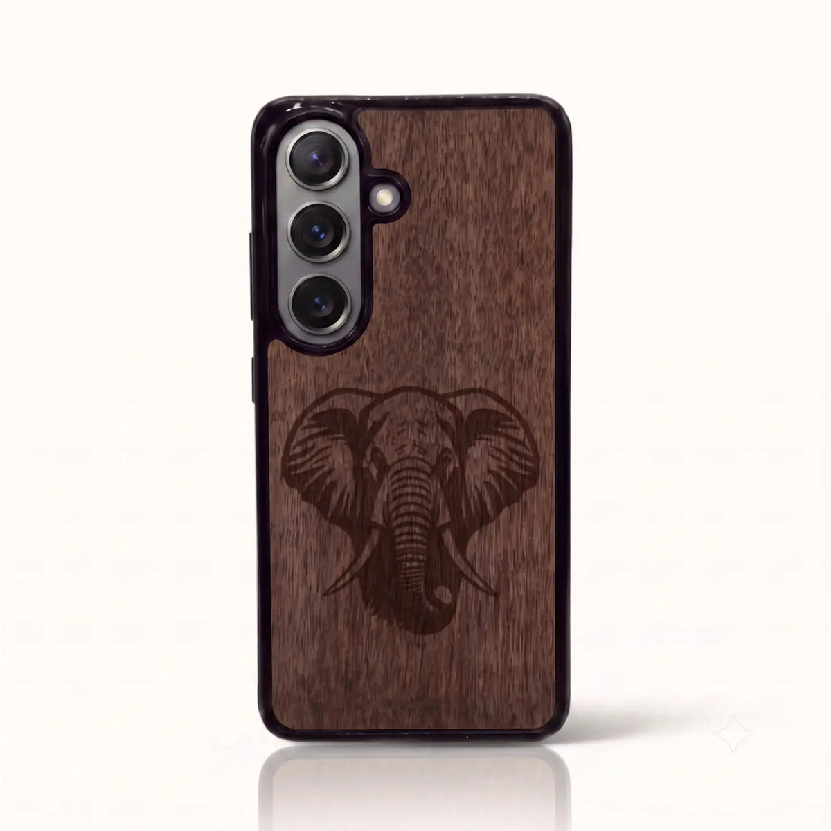 Coque Samsung S26+ – Éléphant en bois de noyer foncé