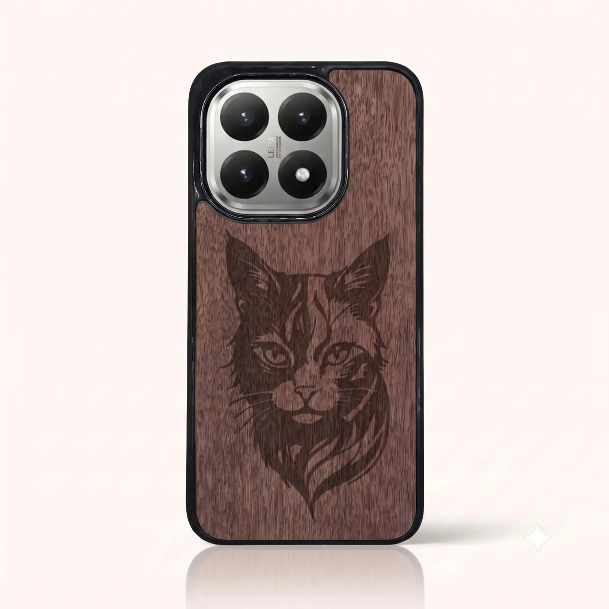 Coque Xiaomi Mi 15T – Le Chat en gravure sur bois (Noyer)