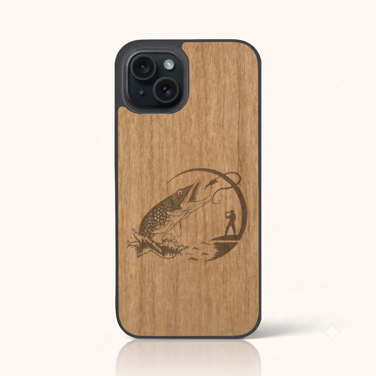 Coque iPhone 14 – Le Pêcheur