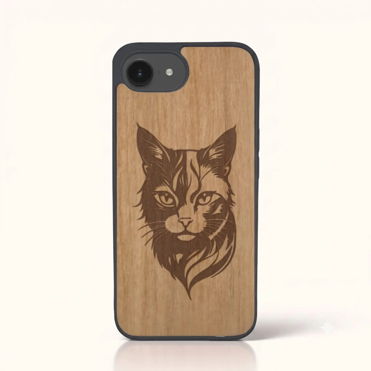 Coque iPhone 16e – Le Chat en bois de tilleul clair
