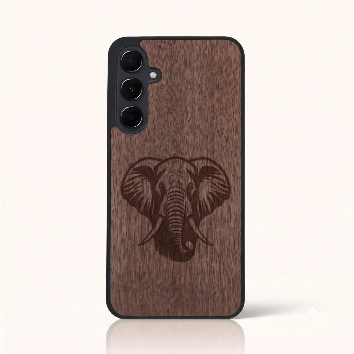 Coque Samsung A05S – Éléphant en bois de noyer foncé