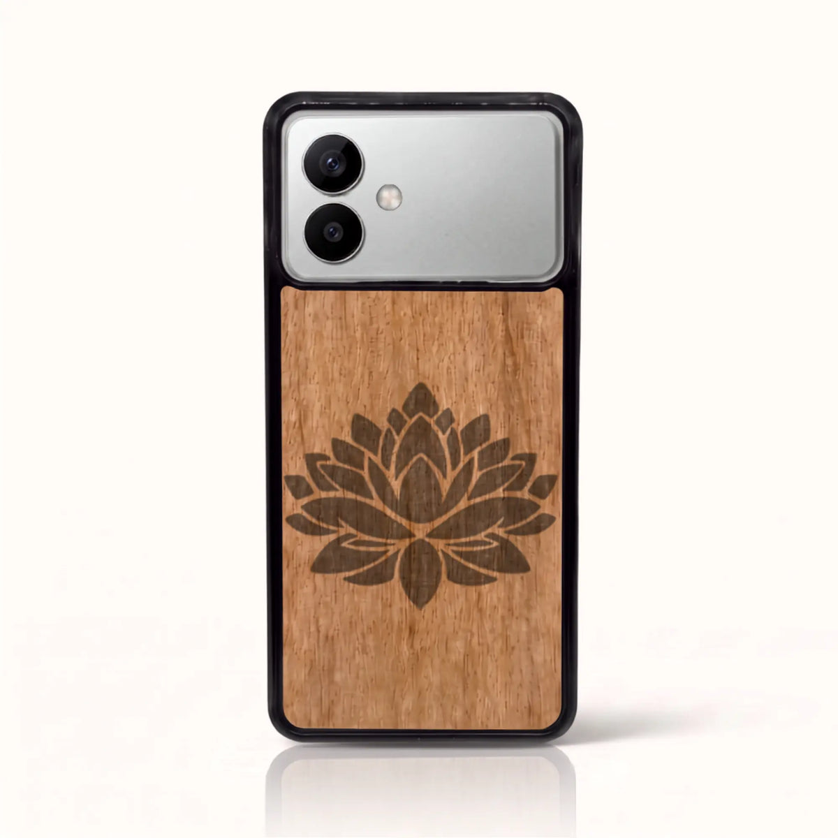 Coque Samsung S26 Edge en bois gravé Fleur de Lotus – Clair (Tilleul)