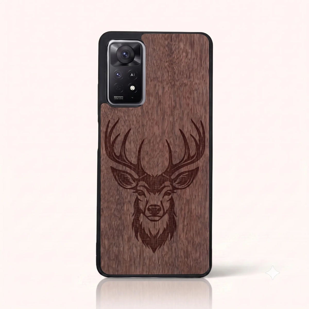 Coque Xiaomi Redmi Note 11 Pro 5G et 4G – Le Cerf en gravure sur bois (Noyer)