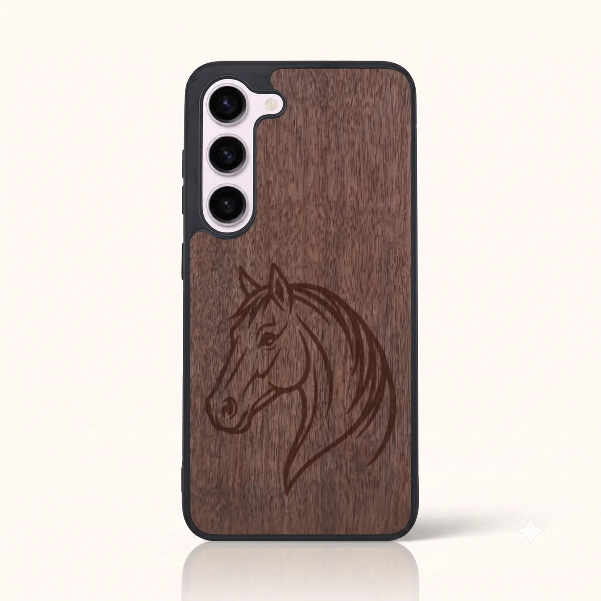 Coque Samsung S23 – Le Cheval en bois de noyer foncé