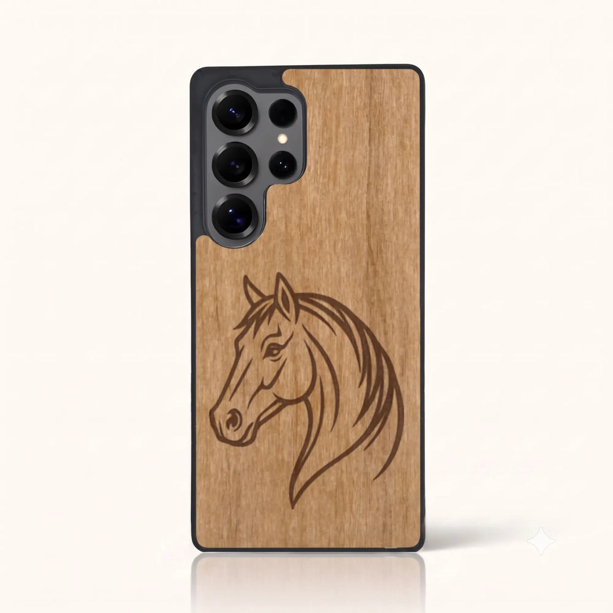 Coque Samsung S22 Ultra – Le Cheval en bois de tilleul clair