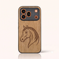 Coque Honor 600 Pro – Le Cheval en gravure sur bois (Tilleul)