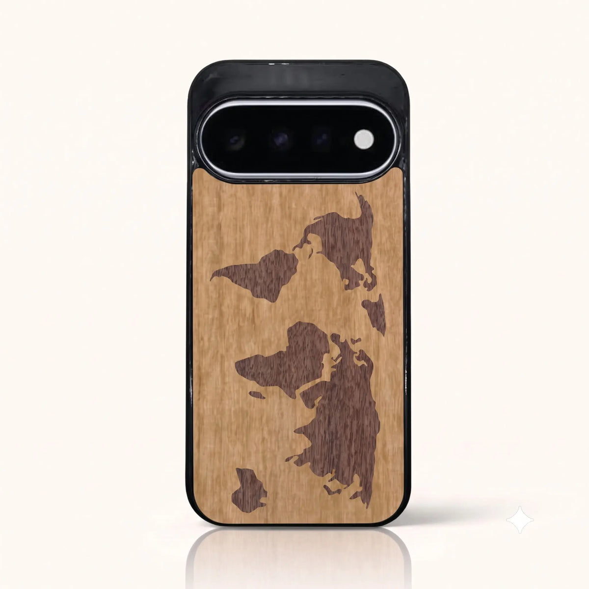 Coque Pixel 11 – Le Planisphère en marqueterie de bois