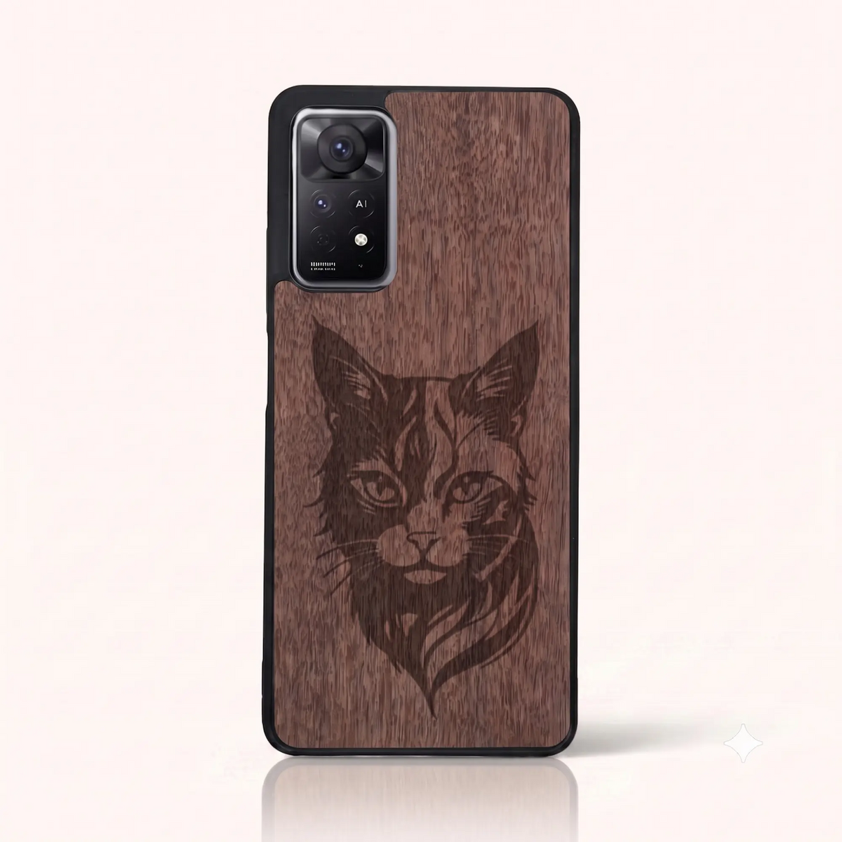Coque Xiaomi Redmi Note 11 Pro 5G et 4G – Le Chat en gravure sur bois (Noyer)